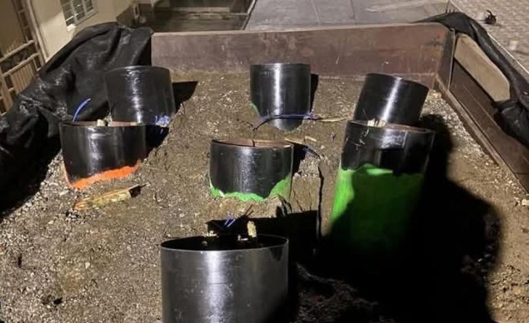 Estos son explosivos en un Tipper, con los que intentaron atacar al Batallón en Palmir