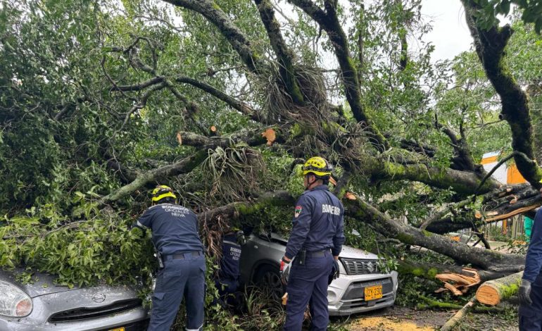 Huila y Tolima se ven afectados por lluvias y tormentas: hay municipios en alarma roja