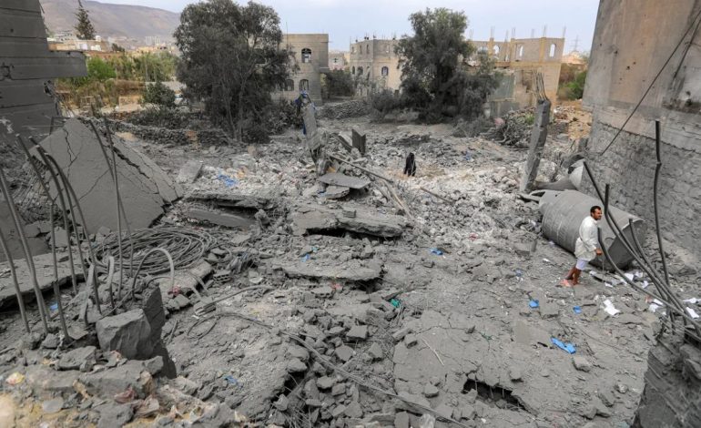 Yemen: Hutíes condena las muertes civiles después de la ofensiva estadounidense.