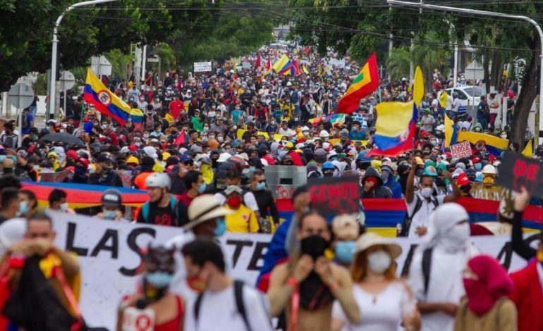 00 AM comienza la marcha al Día Internacional del Trabajo; Será un viaje