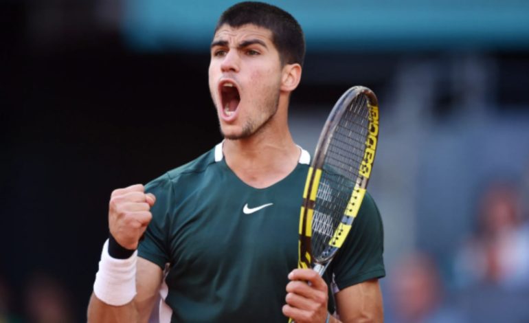 Carlos Alcaraz entra en la ronda de 16 en el Roland Garros
– Primer plano