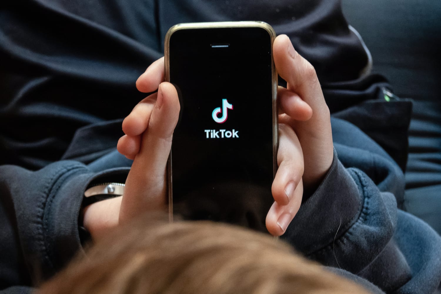 Unión Europea: Tiktok enfrenta multas millonarias para enviar datos a China