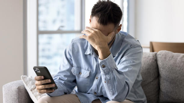 Función de teléfonos móviles para proteger los datos bancarios en revisiones técnicas