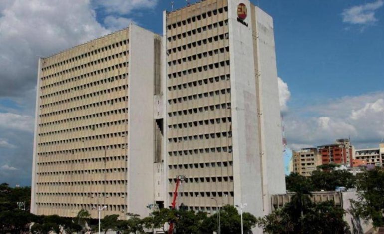 La compañía evalúa los sistemas después de lanzar la alerta