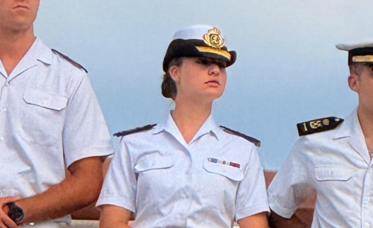 Visita oficial de la princesa Leonor de Bourbon