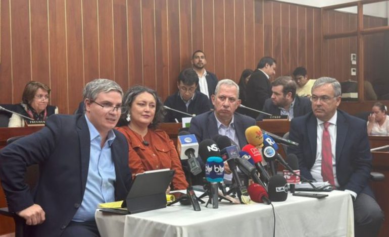 La mayoría de la Comisión IV representa la presentación de la reforma laboral
– Primer plano