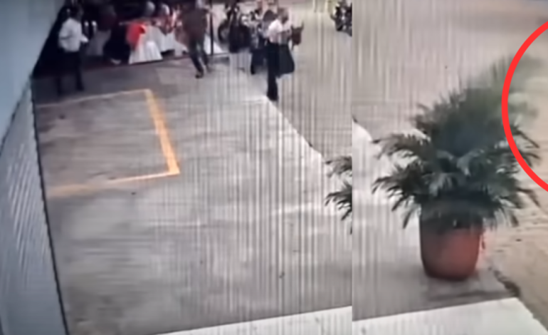 De esta manera escapó y salió de su muerte