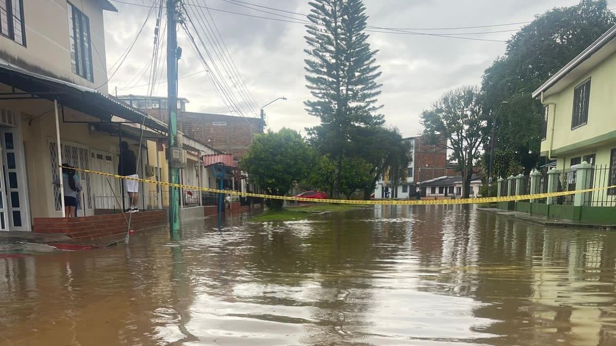 Deslizamientos de tierra, inundaciones y lesiones de vivienda