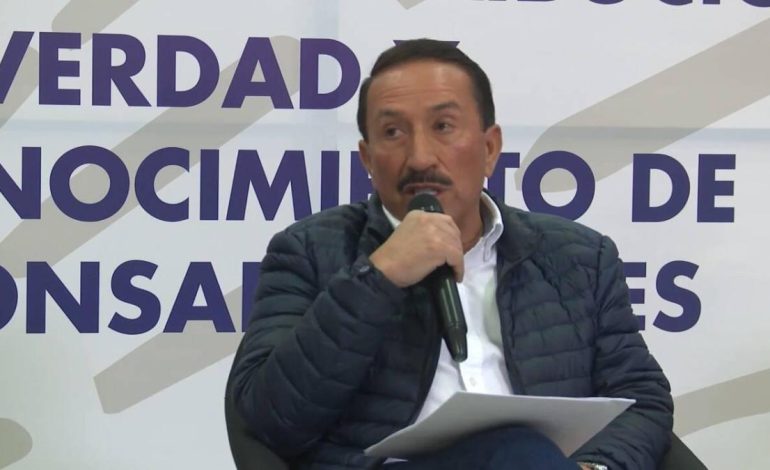 El ex abogado gobernador Aguilar Narnjo rompió el silencio de la presunta corrupción en Santander

 – Primer plano