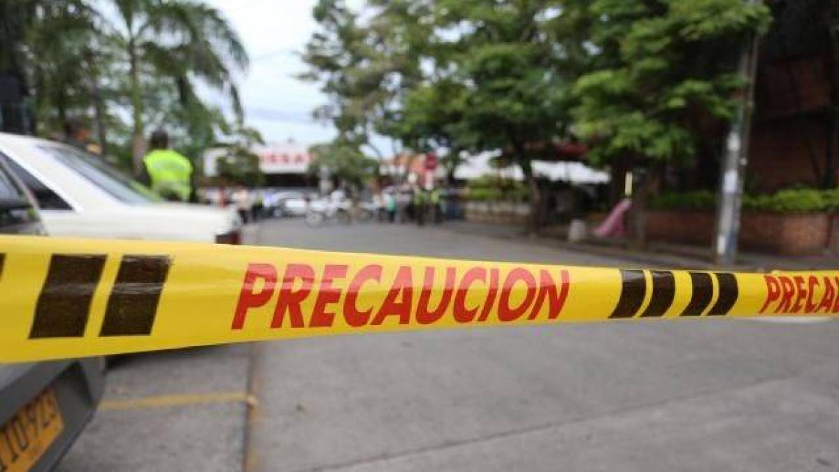 El hombre activó el cilindro de gas en el pasado y causó lesiones a seis policías, tres bomberos y tres ciudadanos