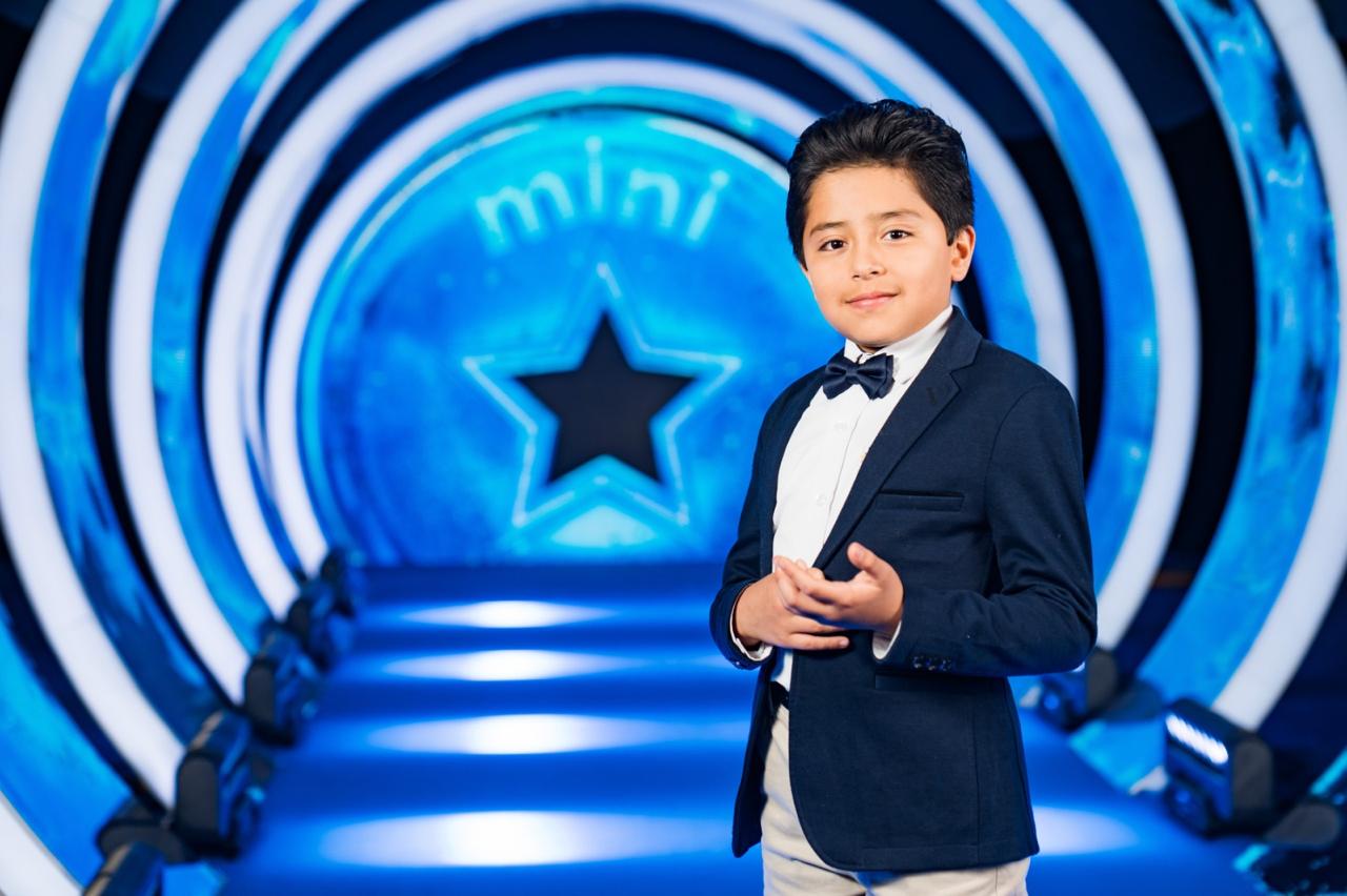 Juan Pablo Botina Guzmán, un joven talento que interpreta a José José.
