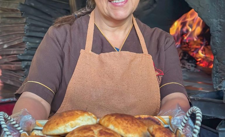 Pan de maíz, un legado y tradición en la hierba
– Primer plano