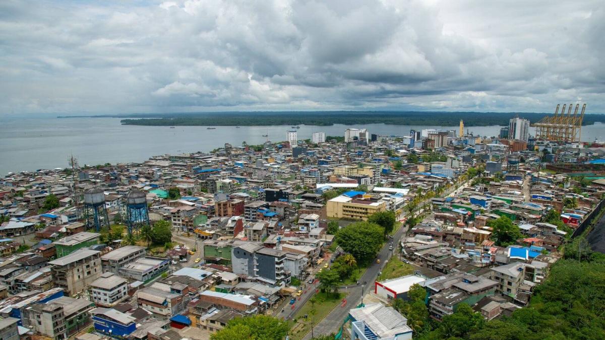 Tragedia en Buenaventura | La casa cayó, causando la muerte de la niña: el niño quedó atrapado por la pared