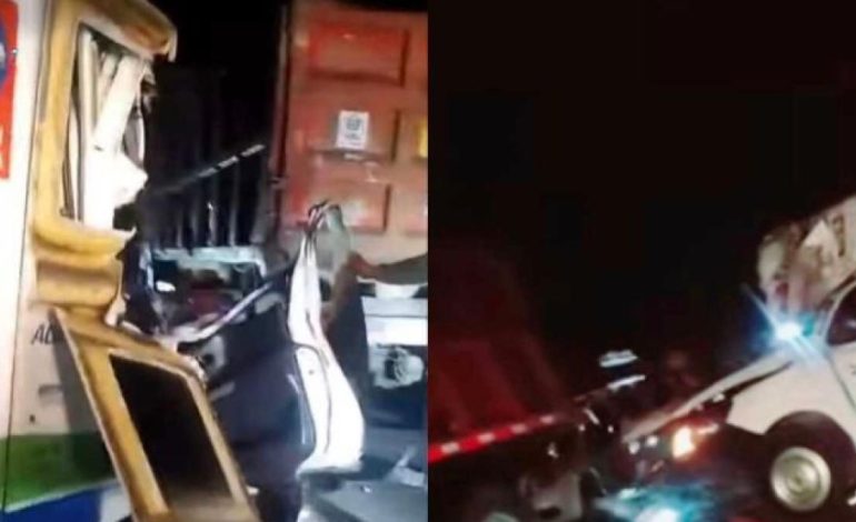 Un accidente de tráfico, entre una ambulancia y un camión de volquete, en el sur, César deja uno muerto y cuatro heridos
– Primer plano