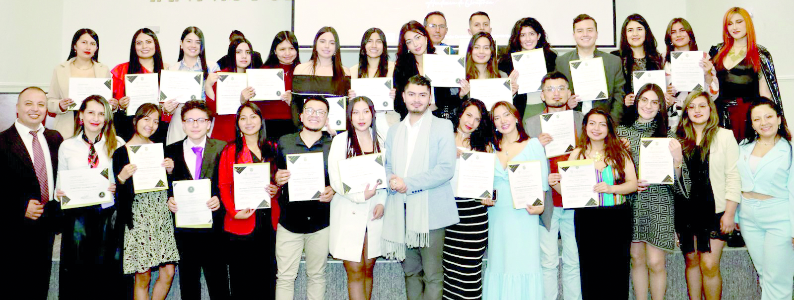 Se graduaron de nuevos oradores en Nariño