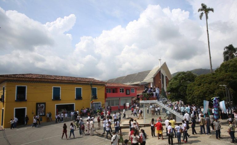 ¿Qué restricciones se usan tres municipios al norte del valle contra los ataques terroristas y el uso de menores?
– Primer plano