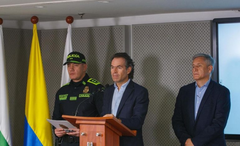 El alcalde de Medellín, Fico Gutiérrez, envía un mensaje sobre el apoyo después del ataque a Turbay Miguel Uribe

 – Primer plano