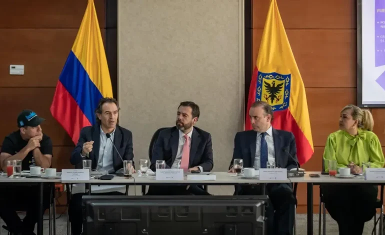 ¿Qué mensaje fue enviado por los alcaldes del país al gobierno nacional con respecto a la situación crítica de seguridad?
– Primer plano