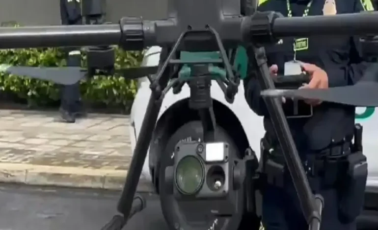 Gracias a un dron de alto nivel, se logró la captura de tres miembros de «San Rafa», administrada por el apodo «Pichi»
– Primer plano