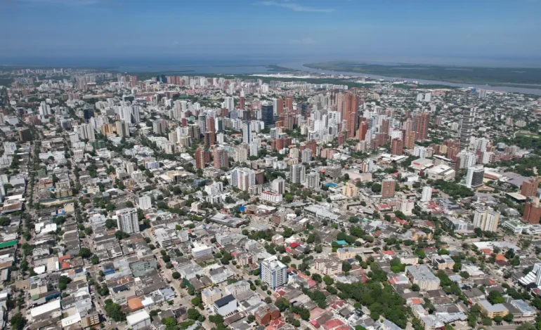 Barranquilla presenta un frente de seguridad en 37 centros comerciales para evitar el robo y

 – Primer plano