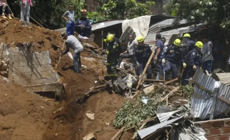 Resbalar en antioquia se eleva a 23; Los trabajos de búsqueda están en curso
– Primer plano