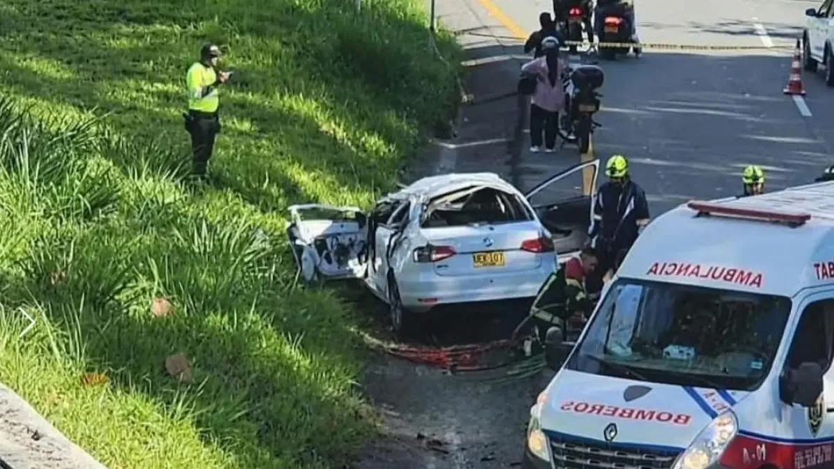 Tres muertos de tráfico izquierdo en Santa Fe de Antioquia

 – Primer plano