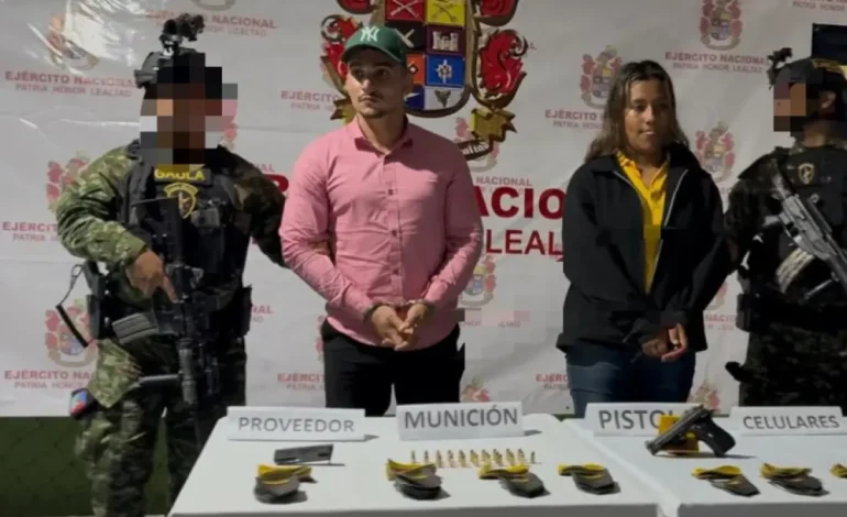 Apodo de antecedentes penales Raúl, líder financiero de «Calarcá» disidentes capturados en Caquetá
– Primer plano