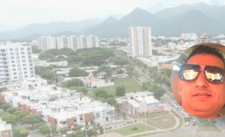 Capturan al hijo del cantante Jorge Oñate por daño del casino y agresión de funcionarios públicos

 – Primer plano