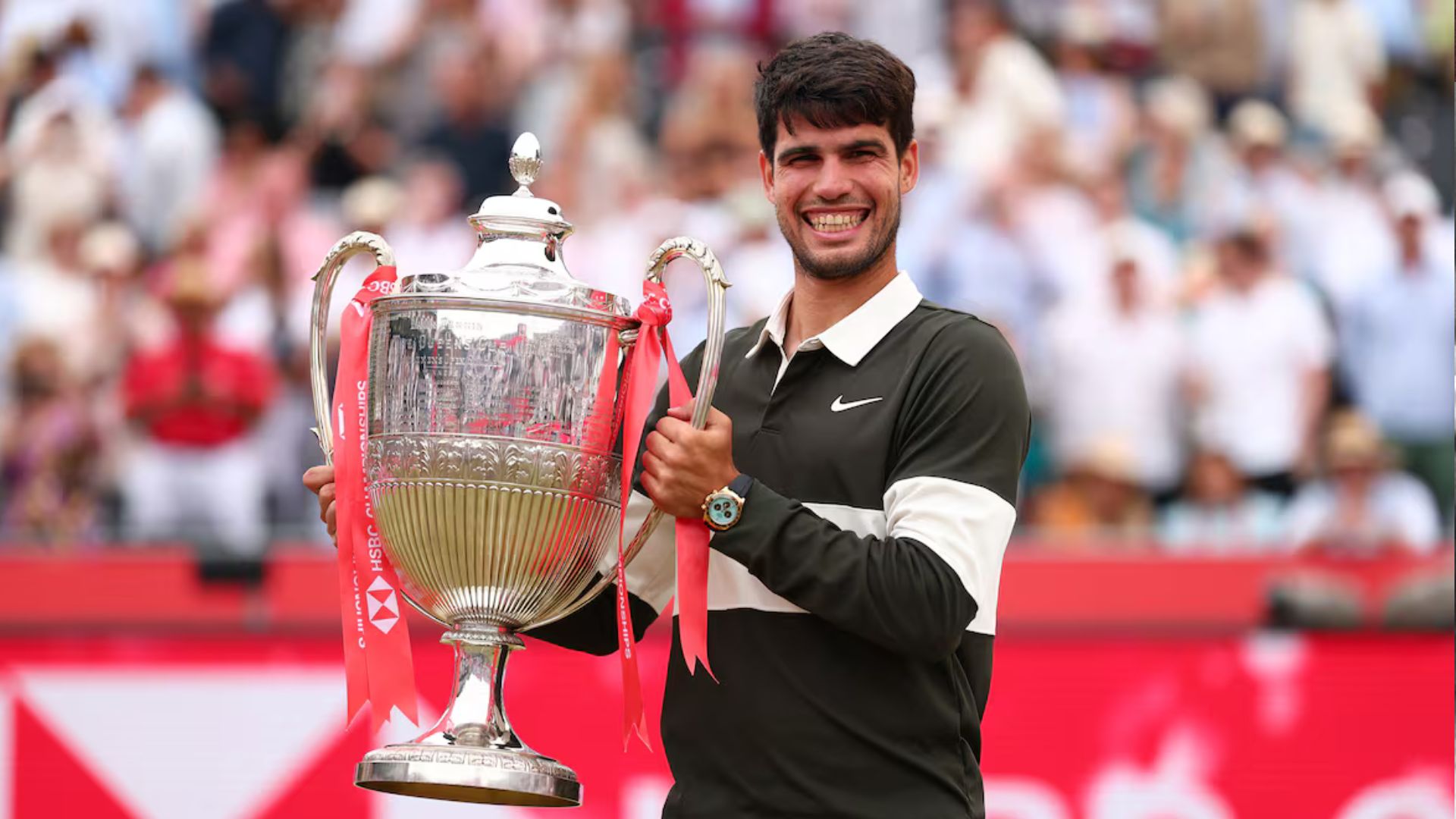 Carlos Alcaraz conquista el torneo de la reina

 – Primer plano