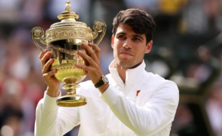 Carlos Alcaraz conquista su segundo Roland Garros

 – Primer plano