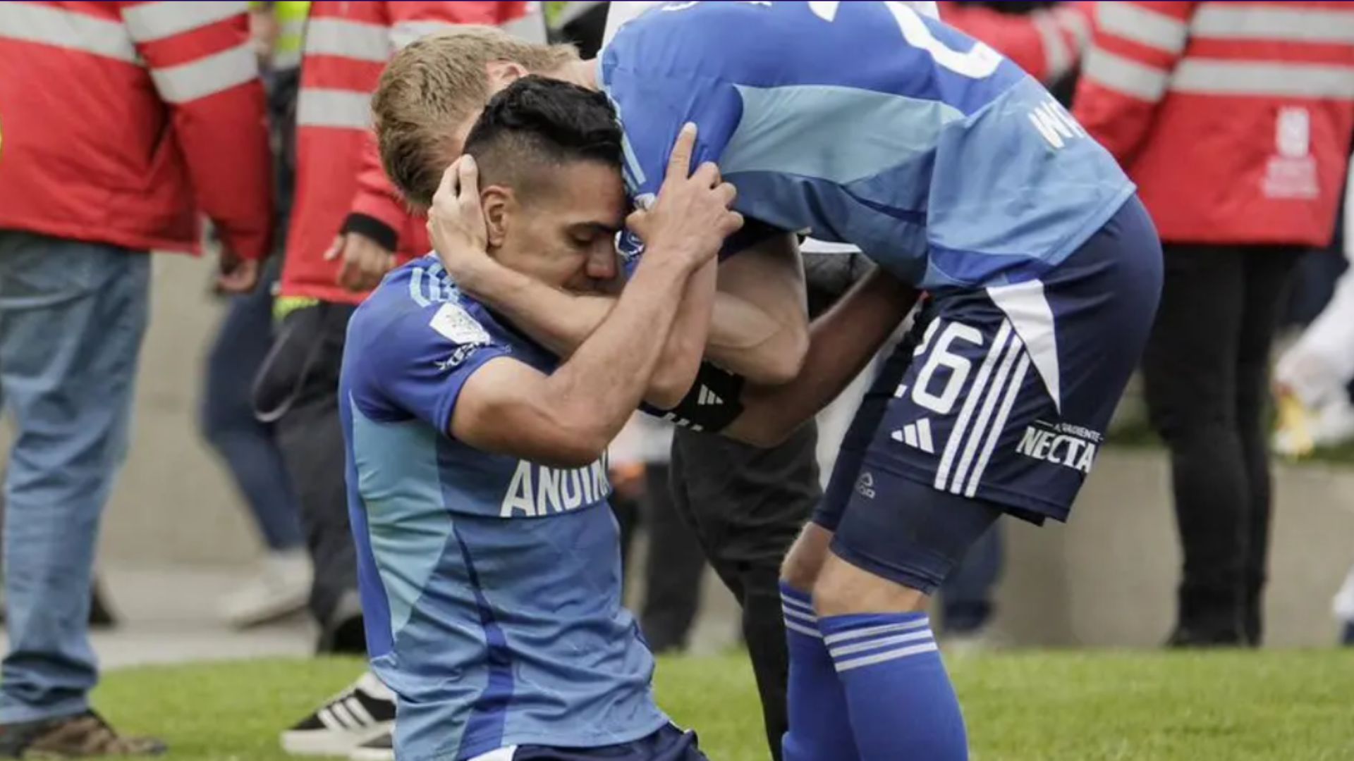 Con Gol de Falcao Millonarios toma la victoria del clásico contra Santa Fe

 – Primer plano