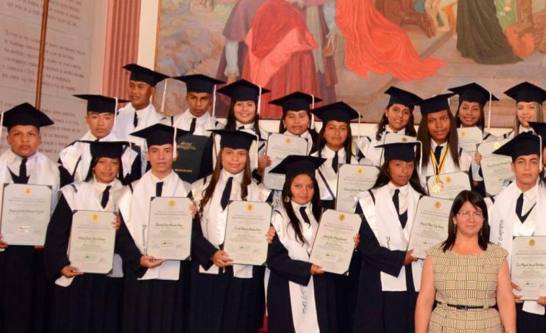 Educación, participación de Smurfit Westrock y su base para introducir esperanza de áreas sensibles del valle y kauc
 – Primer plano