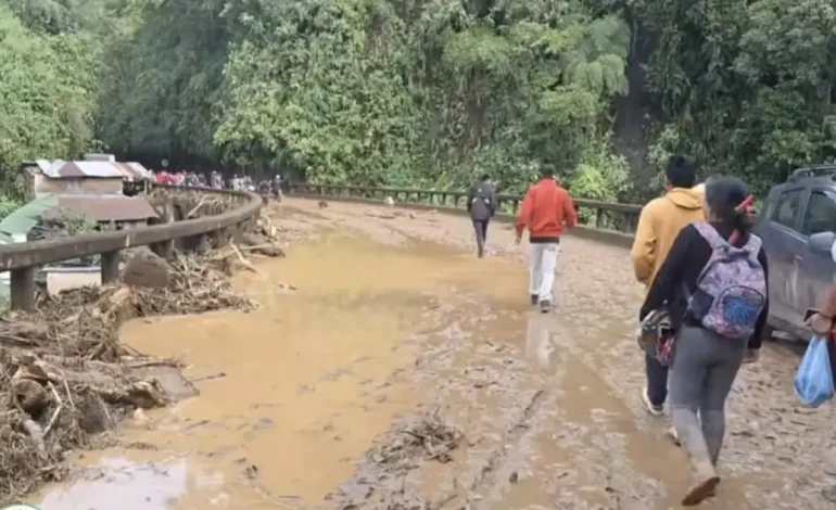 El mar en Nariño todavía está cerrado por deslizamientos de tierra y avalanchas causados por un fuerte invierno
– Primer plano