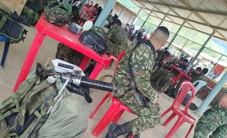 El presidente Petro y Armando Benedetti requieren la liberación de 57 tropas que son secuestradas en Kauka
– Primer plano