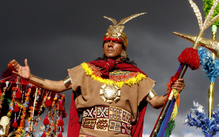 Inti Raymi: Fiesta del Sol que revive la tradición inca en Cusco
– Primer plano