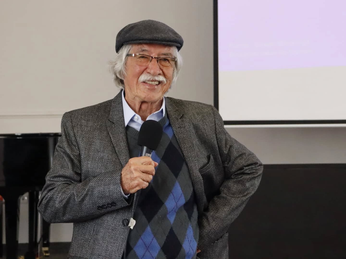Ragas homenaje a Julián Sabogal Tamayo

 – Primer plano
