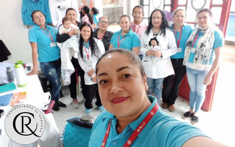 Emprendedor textil con liderazgo femenino
– Primer plano
