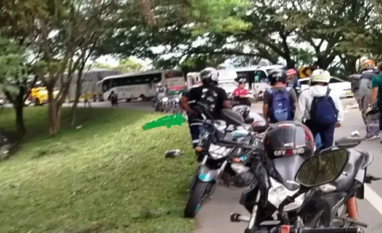 Una pareja y dos niños cayeron en un tractor; Tanto los padres como la niña murieron

 – Primer plano