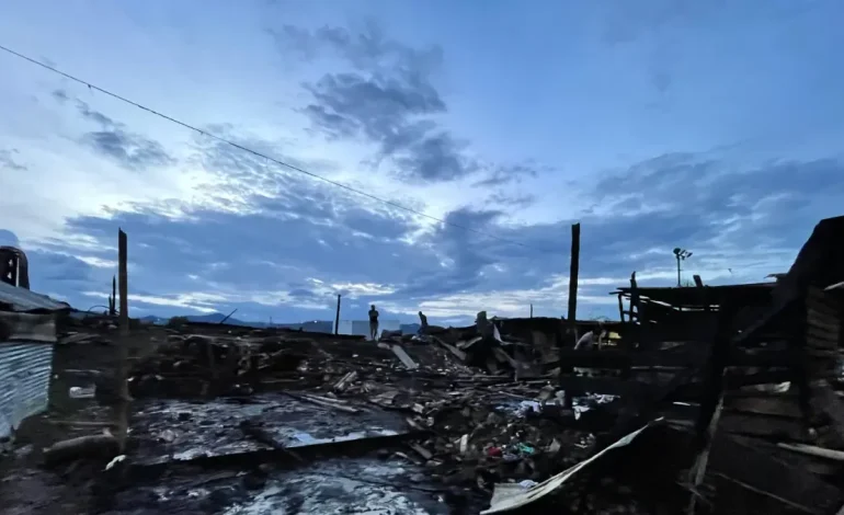 Vam Fire absorbió 21 casas en el este de todo: 61 personas fueron afectadas
– Primer plano