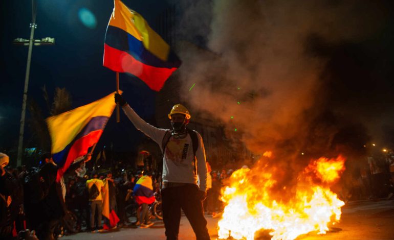 Violencia como ya sabíamos –
– Primer plano