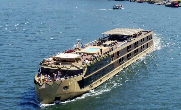 Por lo tanto, el lujo artesanal del primer crucero por el río en Colombia, Amamagdalena

 – Primer plano