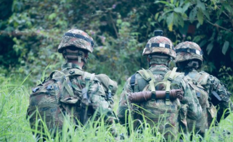 Fuertes confrontaciones entre disidentes de FARC y soldados del ejército nacional en el norte de Kauka dejaron al menos seis civiles heridos
– Primer plano