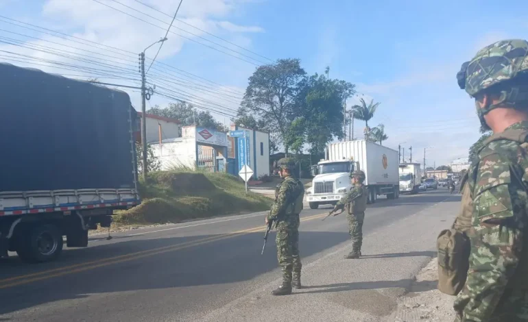 El ejército recupera el control del señor -estadounidense después de comenzar ilegal eln
– Primer plano