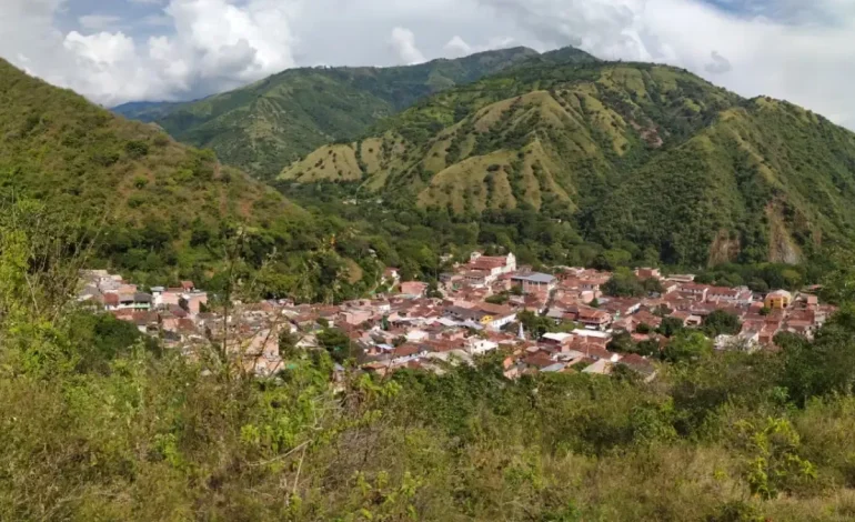 Propósito oculto de la antioquia occidental, que conquista sus paisajes y tradición con las familias y viajeros
– Primer plano