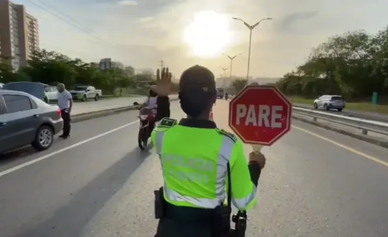 Barranquilla muestra una cirugía de seguridad con 1100 uniformes para proteger el foro de la OCDE-2025
– Primer plano