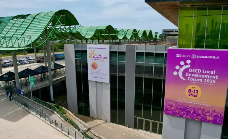 Barranquilla se consolida como referencia al desarrollo sostenible hacia los líderes globales del Foro de la OCDE
– Primer plano