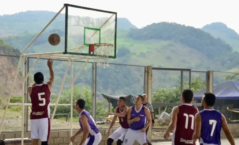 Este viernes, juegos de paz que sellaron la Guerra Verde en West Boyacá

 – Primer plano