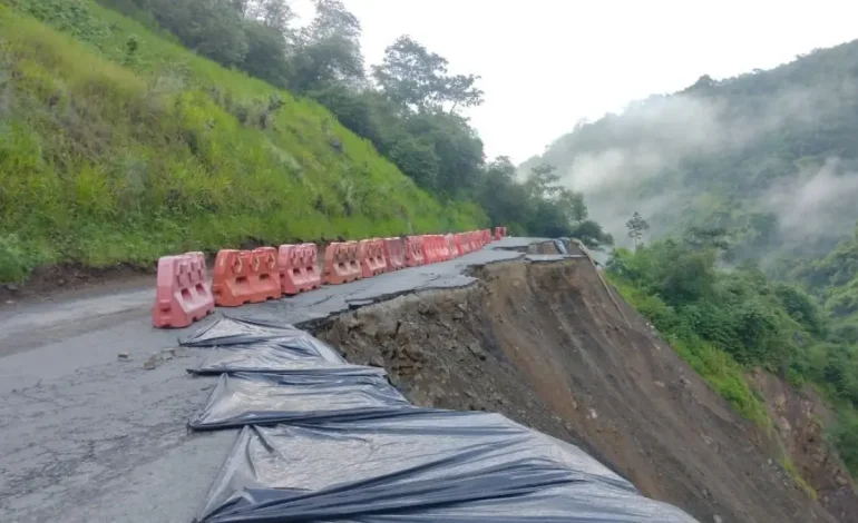 Es una solución a la rehabilitación del camino entre Medellín y el Oak Coffee Oak

 – Primer plano