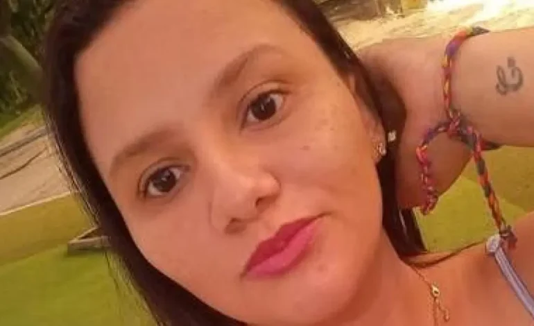 Era un joven cajero que recibió un disparo de extorsión en el restaurante.

 – Primer plano