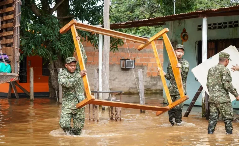 Anunciar la desgracia pública por sobrecargar el río Orinoco

 – Primer plano